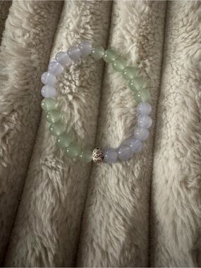 Delicate Pastel Bead Stretch Bracelet - Green & Light Lavender